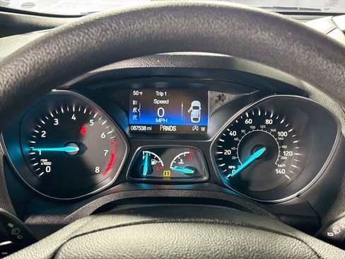 Used 2017 Ford Escape SE image 14