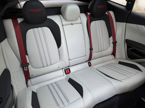 Used 2025 Aston Martin DBX 707 image 18