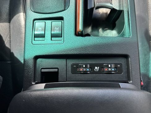 Used 2011 Lexus RX 350 AWD w/ Premium Pkg image 39