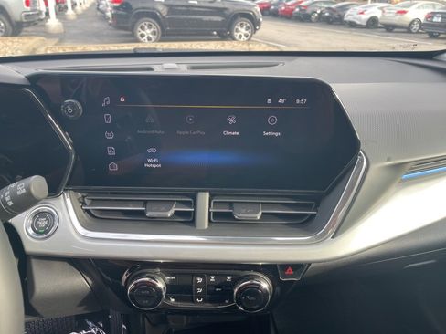 New 2026 Chevrolet Trax LT w/ Sunroof Package image 21