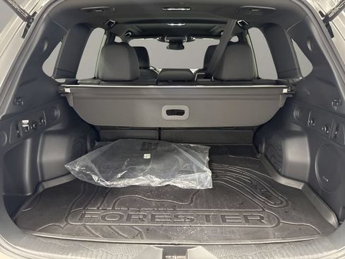 Certified 2025 Subaru Forester Touring w/ Popular Package - Touring AWD/4WD image 9
