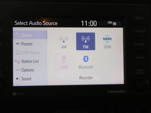 Used 2021 Toyota RAV4 XLE AWD/4WD image 40