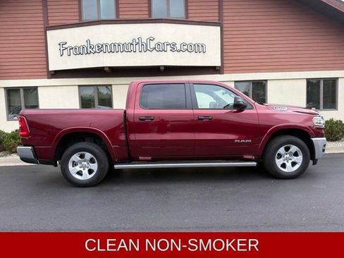 Used 2025 RAM 1500 Big Horn AWD/4WD image 9
