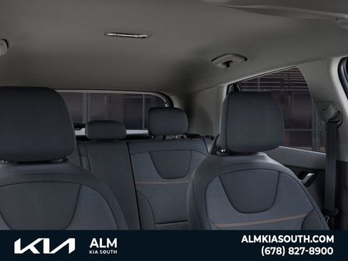New 2025 Kia Niro LX image 27