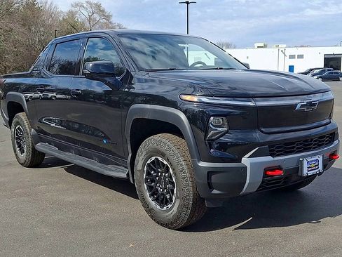 New 2026 Chevrolet Silverado EV Trail Boss image 5