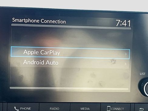 Used 2023 Honda HR-V LX image 13