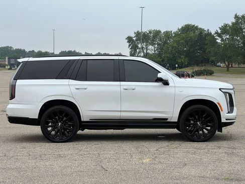 Used 2025 Cadillac Escalade Sport Platinum w/ LPO, ONYX Package AWD/4WD image 49