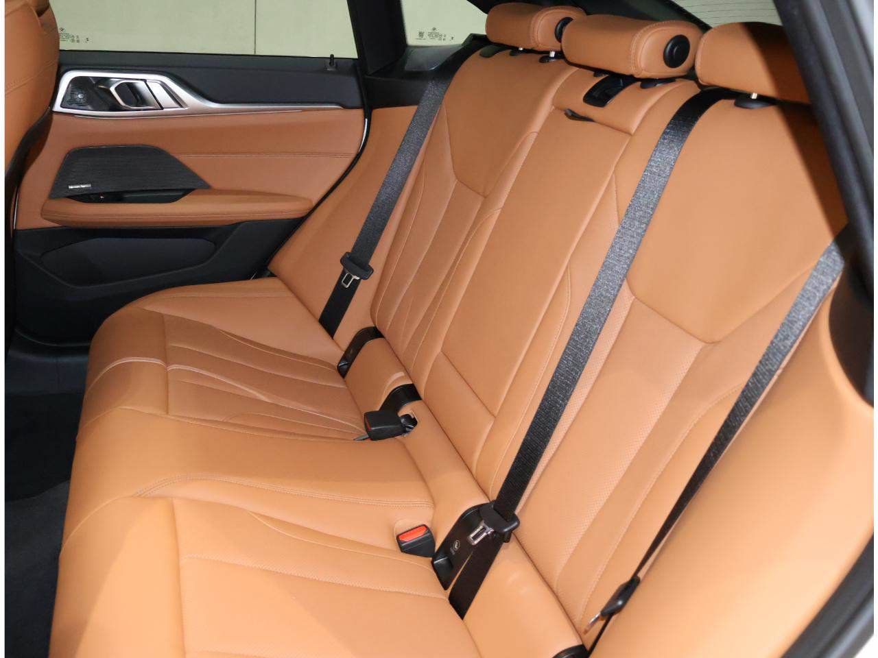 New 2026 BMW 430i w/ M Sport Package RWD image 17