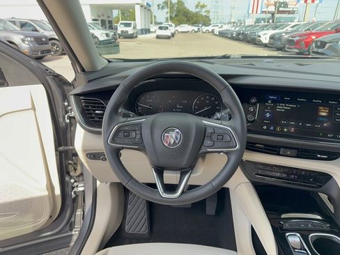 Used 2022 Buick Envision Preferred image 30