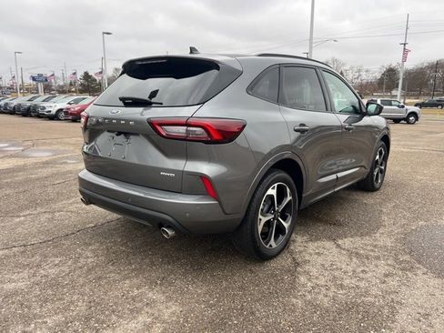 Certified 2024 Ford Escape ST-Line Select w/ Tech Pack #1 image 4