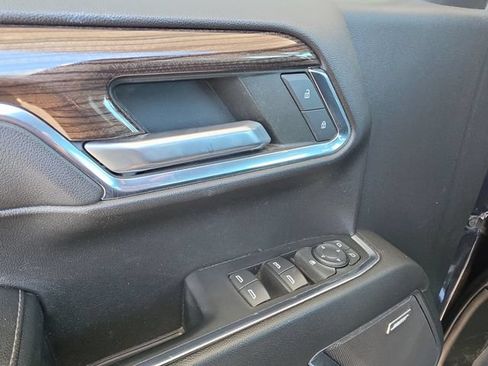 Used 2022 Chevrolet Silverado 1500 LT Trail Boss w/ Convenience Package II AWD/4WD image 22