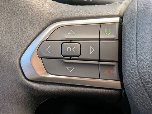 New 2026 Jeep Compass Latitude image 24