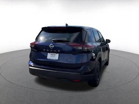Used 2025 Nissan Rogue SV AWD/4WD image 15