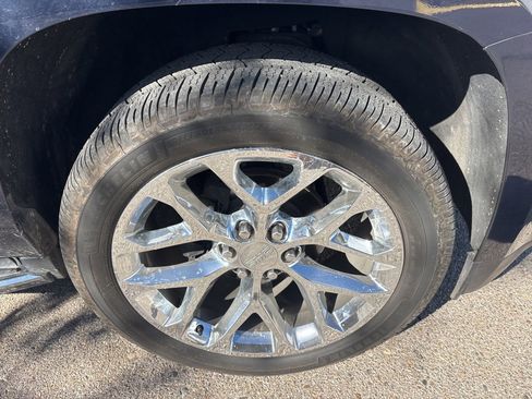 Used 2020 GMC Yukon Denali w/ Open Road Package image 2