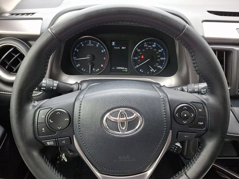 Used 2017 Toyota RAV4 XLE image 20