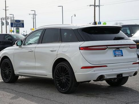 Used 2021 Lincoln Corsair Reserve image 5