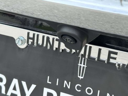 Certified 2025 Lincoln Corsair AWD w/ Equipment Group 101A image 5