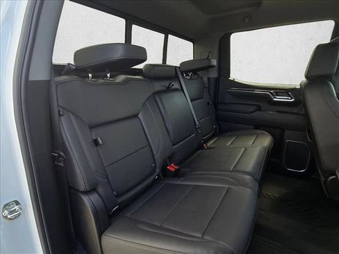 Used 2025 Chevrolet Silverado 1500 LTZ AWD/4WD image 20