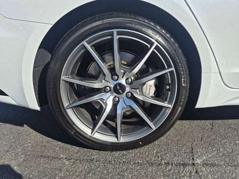 Used 2026 Genesis G70 2.5T Prestige image 9