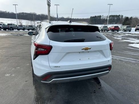 New 2026 Chevrolet Trax LT w/ LT Convenience Package image 5