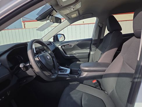 Used 2024 Toyota RAV4 LE image 13