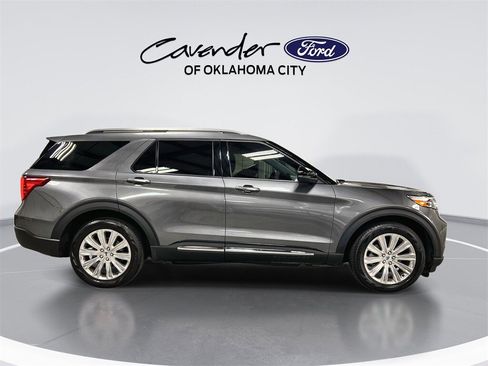 Used 2022 Ford Explorer Limited w/ Limited Technology Package image 9
