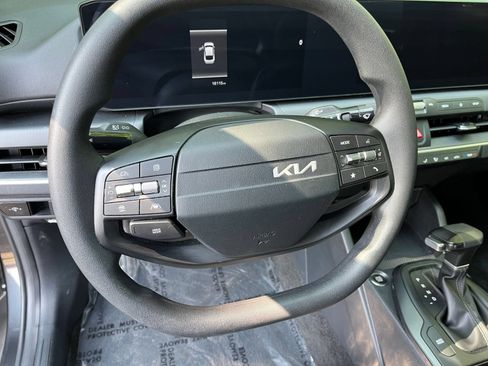 Used 2026 Kia K4 FWD image 27