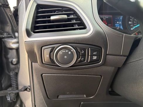 Used 2024 Ford Edge SEL w/ Convenience Package AWD/4WD image 35