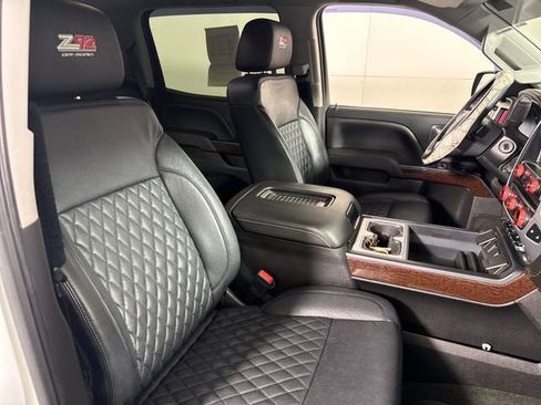 Used 2018 GMC Sierra 1500 SLE w/ SLE Value Package image 13