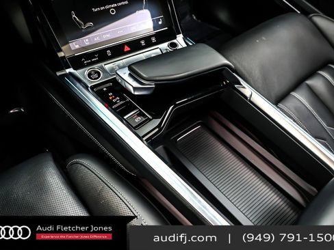 Used 2022 Audi e-tron Chronos w/ Chronos Package image 11