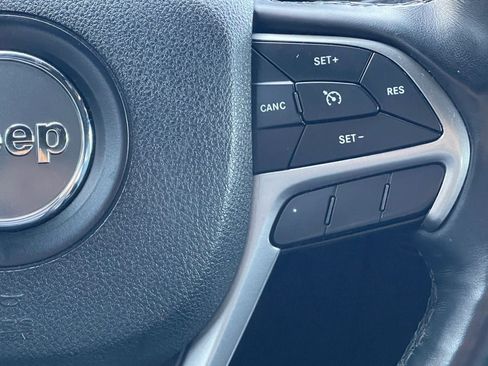 Used 2018 Jeep Grand Cherokee Limited RWD image 33