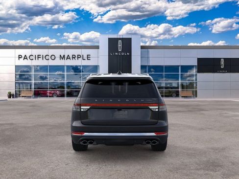 New 2026 Lincoln Aviator AWD image 5