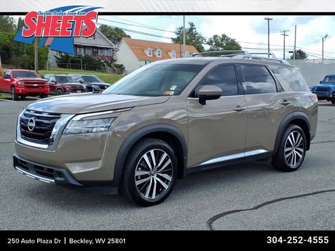 Used 2024 Nissan Pathfinder Platinum w/ Cargo Package image 1