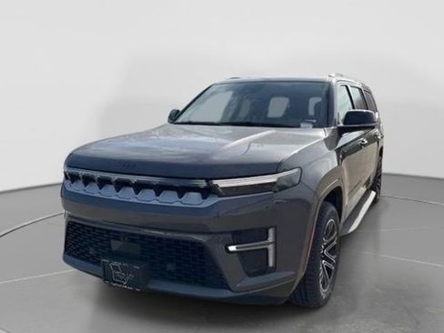 New 2026 Jeep Grand Wagoneer L 4WD w/ Premium Group I image 2