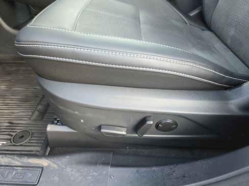 Certified 2025 Ford Mustang Mach-E GT image 12