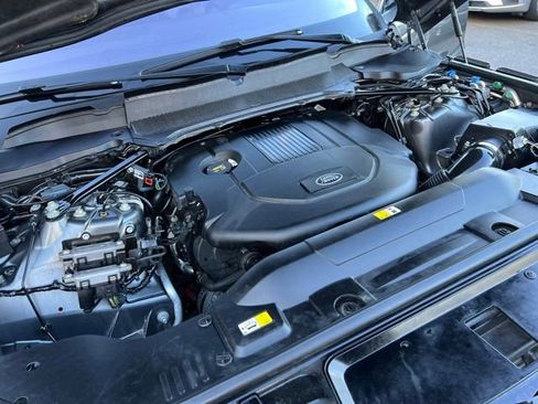 Used 2017 Land Rover Range Rover Sport HSE AWD/4WD image 38