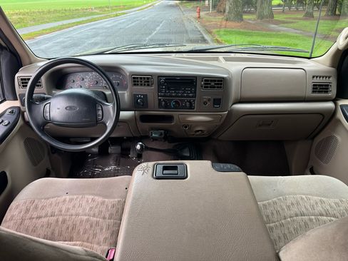 Used 2000 Ford F350 XLT image 21