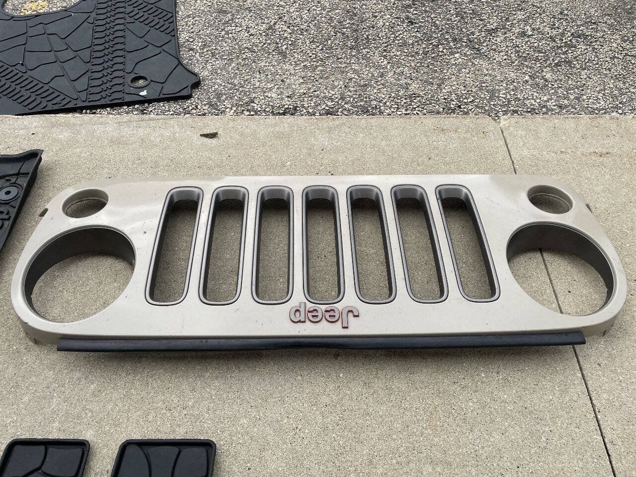 Used 2016 Jeep Wrangler Unlimited Sahara AWD/4WD image 69