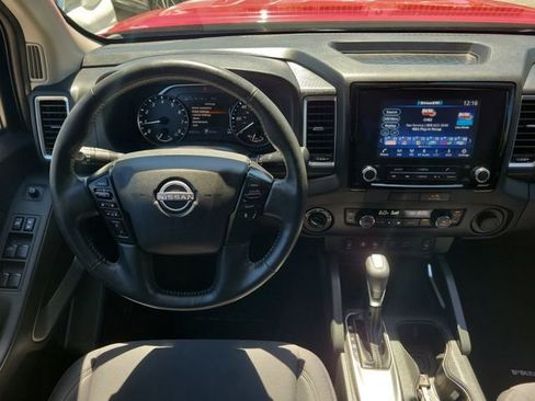 Used 2023 Nissan Frontier SV w/ SV Convenience Package image 14