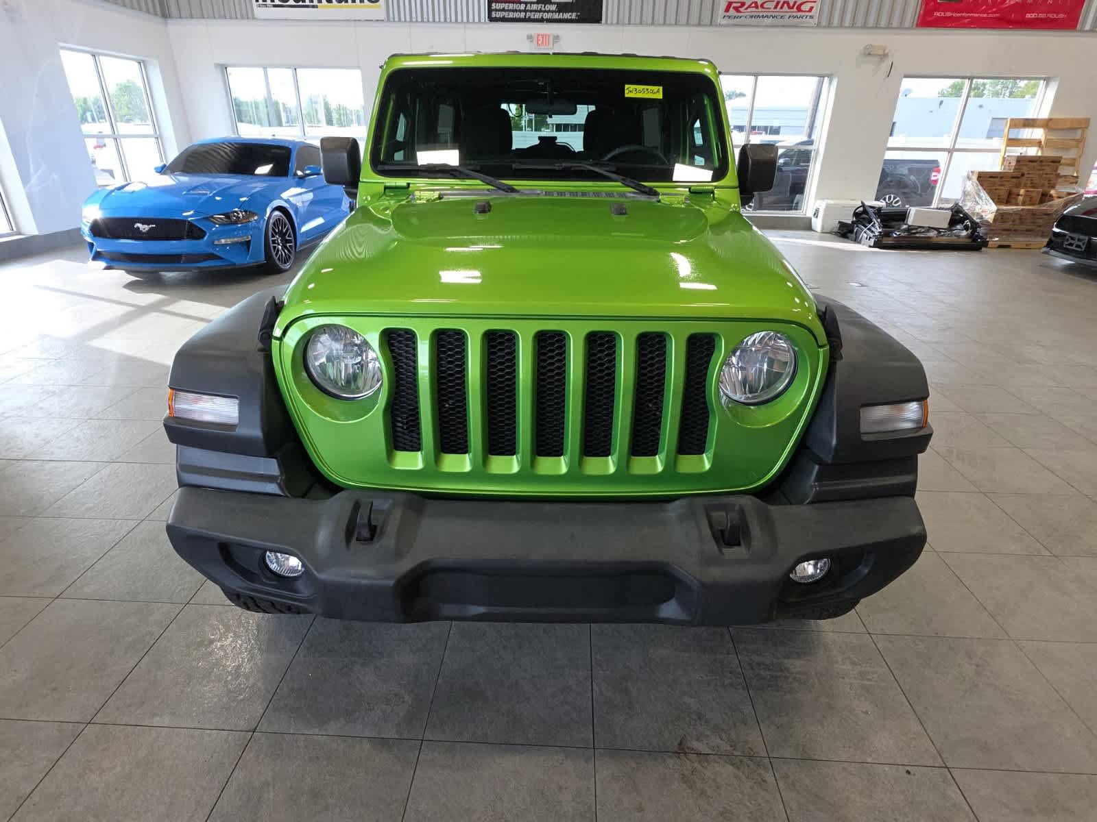 Used 2018 Jeep Wrangler Unlimited Sport AWD/4WD image 2