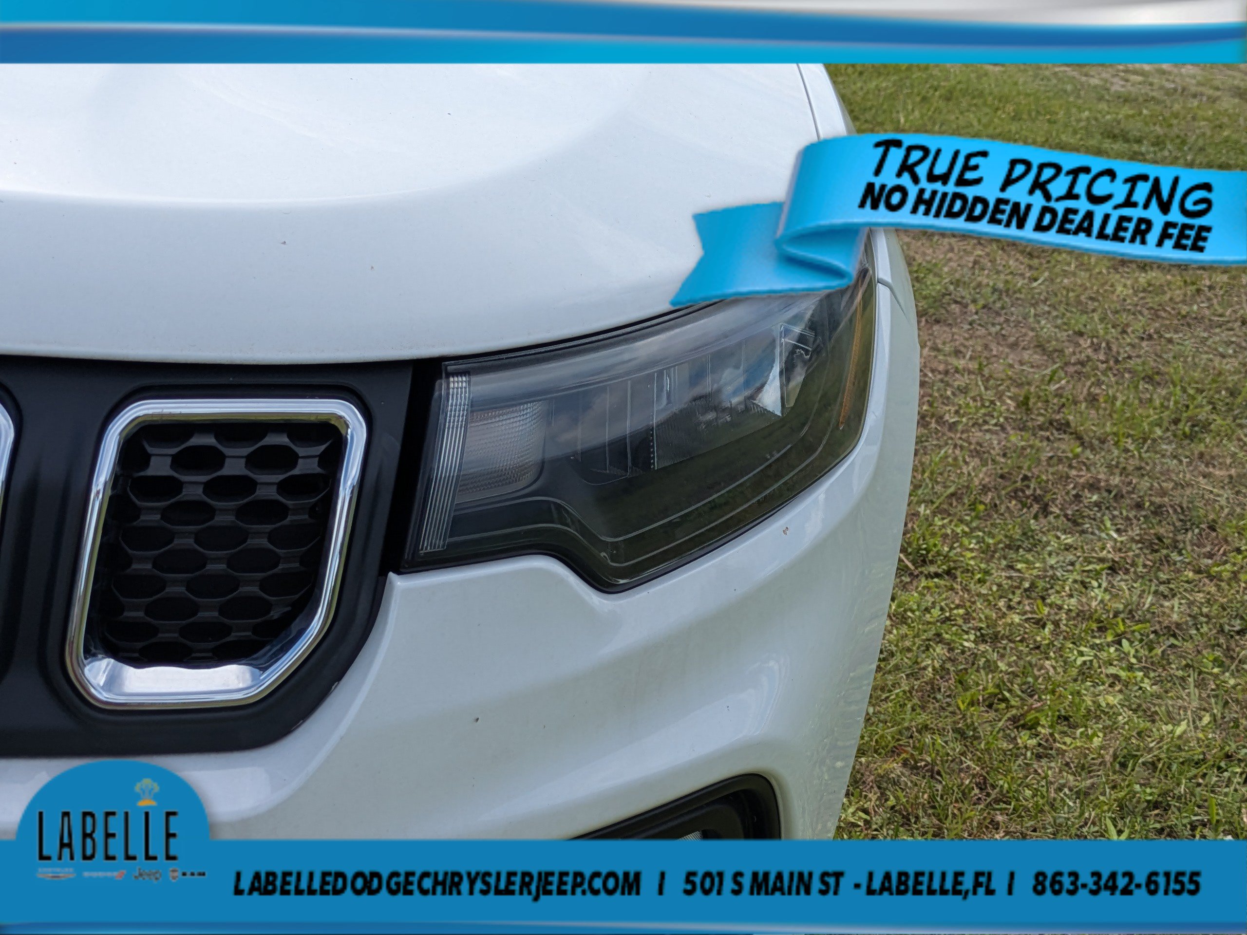 Used 2023 Jeep Compass Latitude AWD/4WD image 9