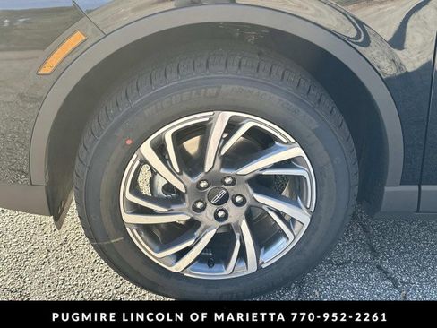 New 2026 Lincoln Corsair Premiere image 11