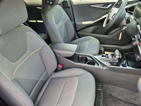 Used 2025 Kia Niro LX FWD image 30