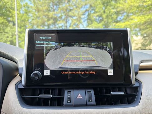 Used 2025 Toyota RAV4 XLE Premium FWD image 17
