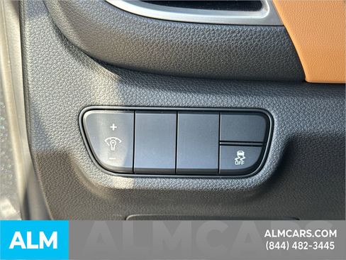 Used 2024 Kia Seltos SX image 37