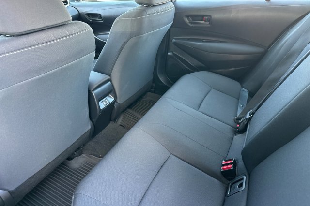 Certified 2025 Toyota Corolla LE FWD image 16