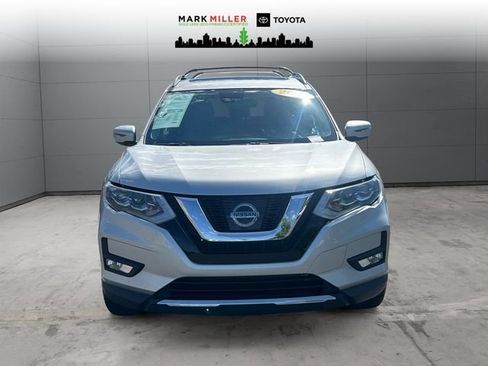 Used 2017 Nissan Rogue SL w/ SL Premium Package AWD/4WD image 8