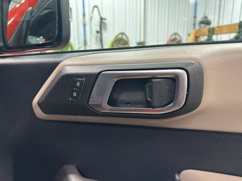 Used 2023 Ford Bronco Wildtrak AWD/4WD image 48