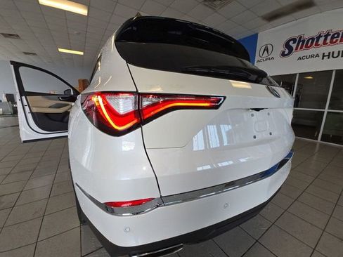 Certified 2024 Acura MDX FWD w/ Technology Package image 29