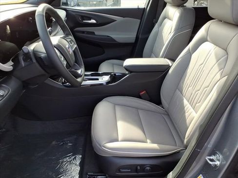 New 2026 Buick Envista Avenir image 5